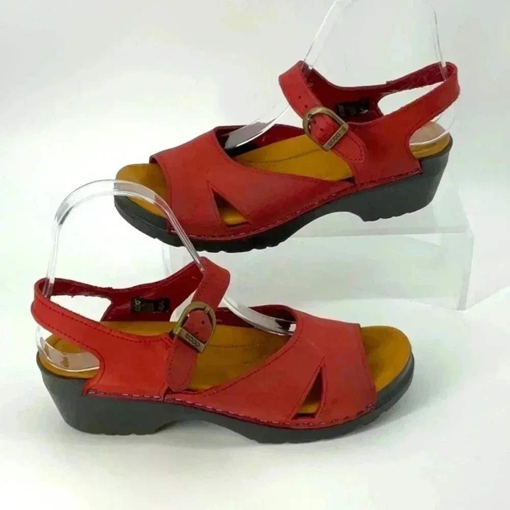 ECCO DANISH DESIGN